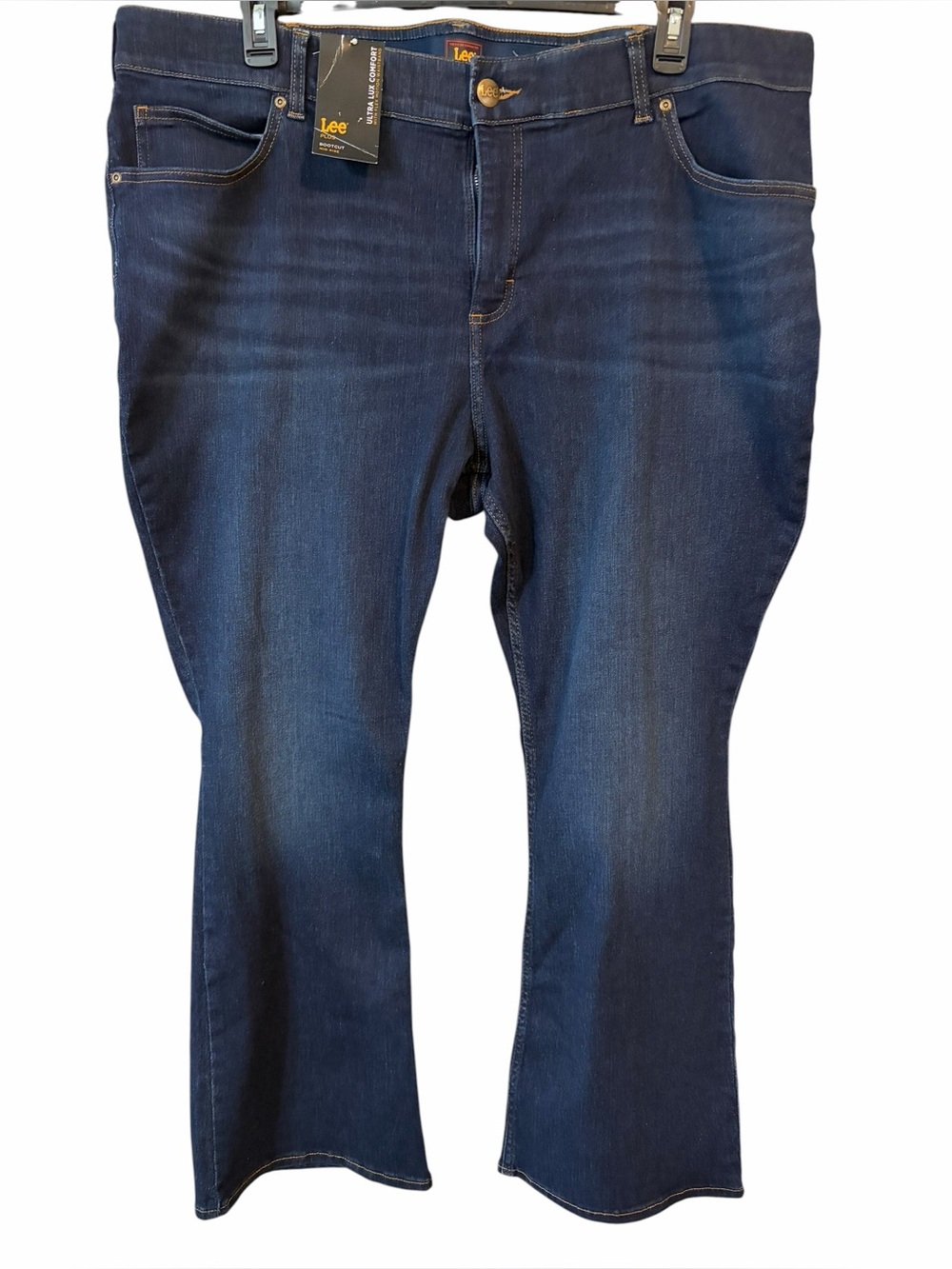 Lee Women’s Bootcut Jeans in Dark Blue Wash